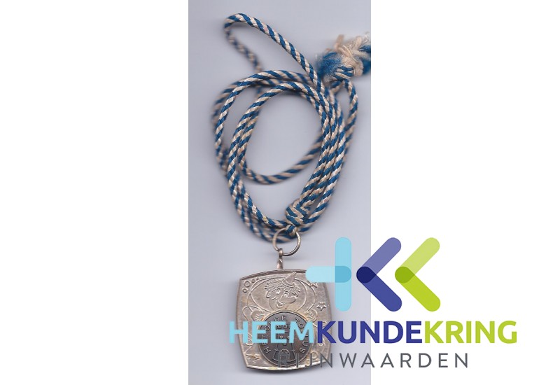 Uitgegeven rond half jaren 70 (2)